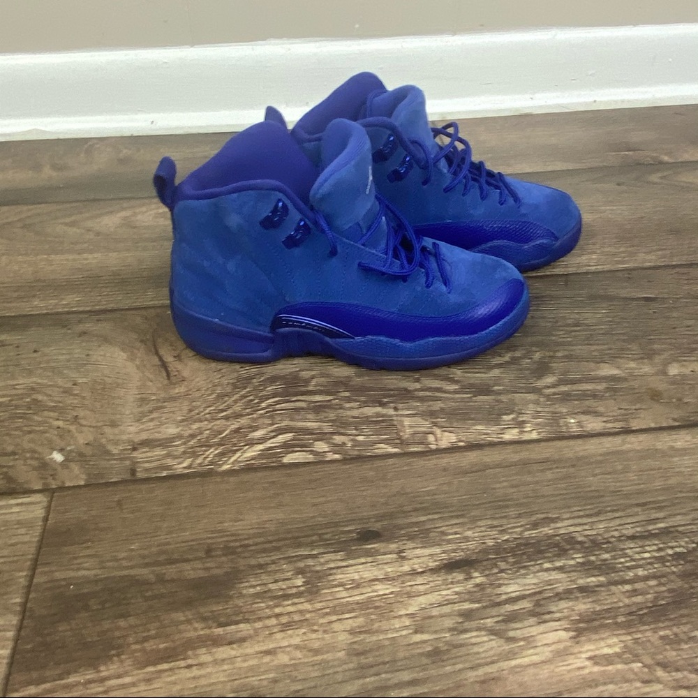 Jordan 12 Retro Deep Royal Blue